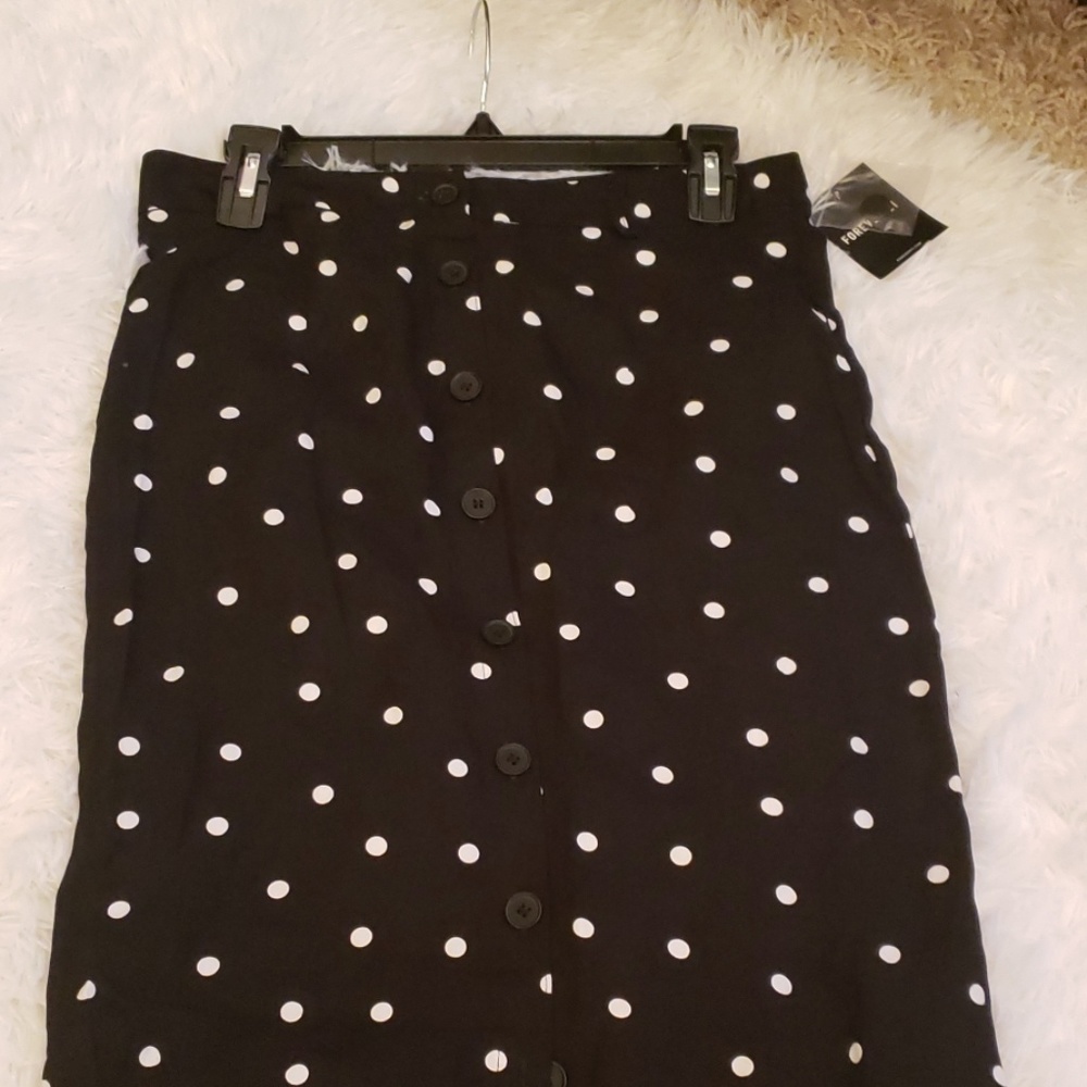 Midi button skirt